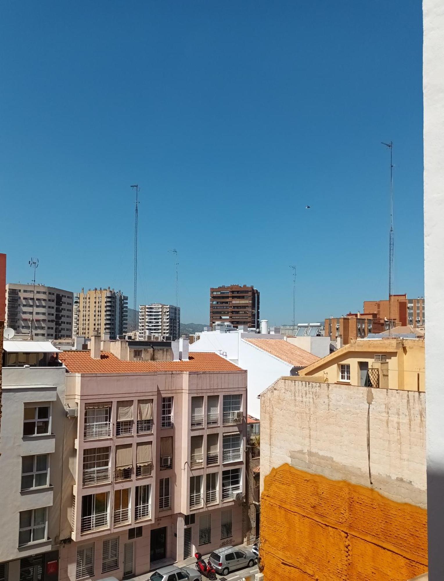Apartamento Vacacional Cuarteles Málaga Exterior foto